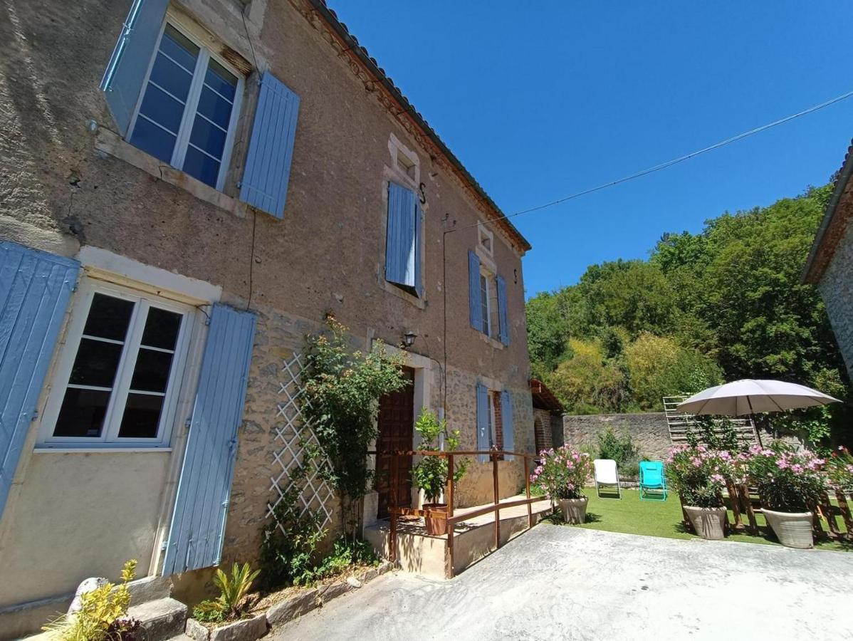 Maison Sur Le Lot Saint-Vincent-Rive-dʼOlt Exteriör bild